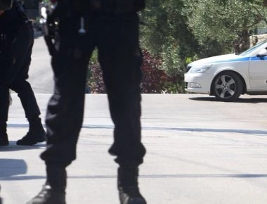 Σουηδός στην Ρόδο περίμενε «ερωτικό τρίγωνο» με Νιγηριανές... και τελικά τον λήστεψαν!